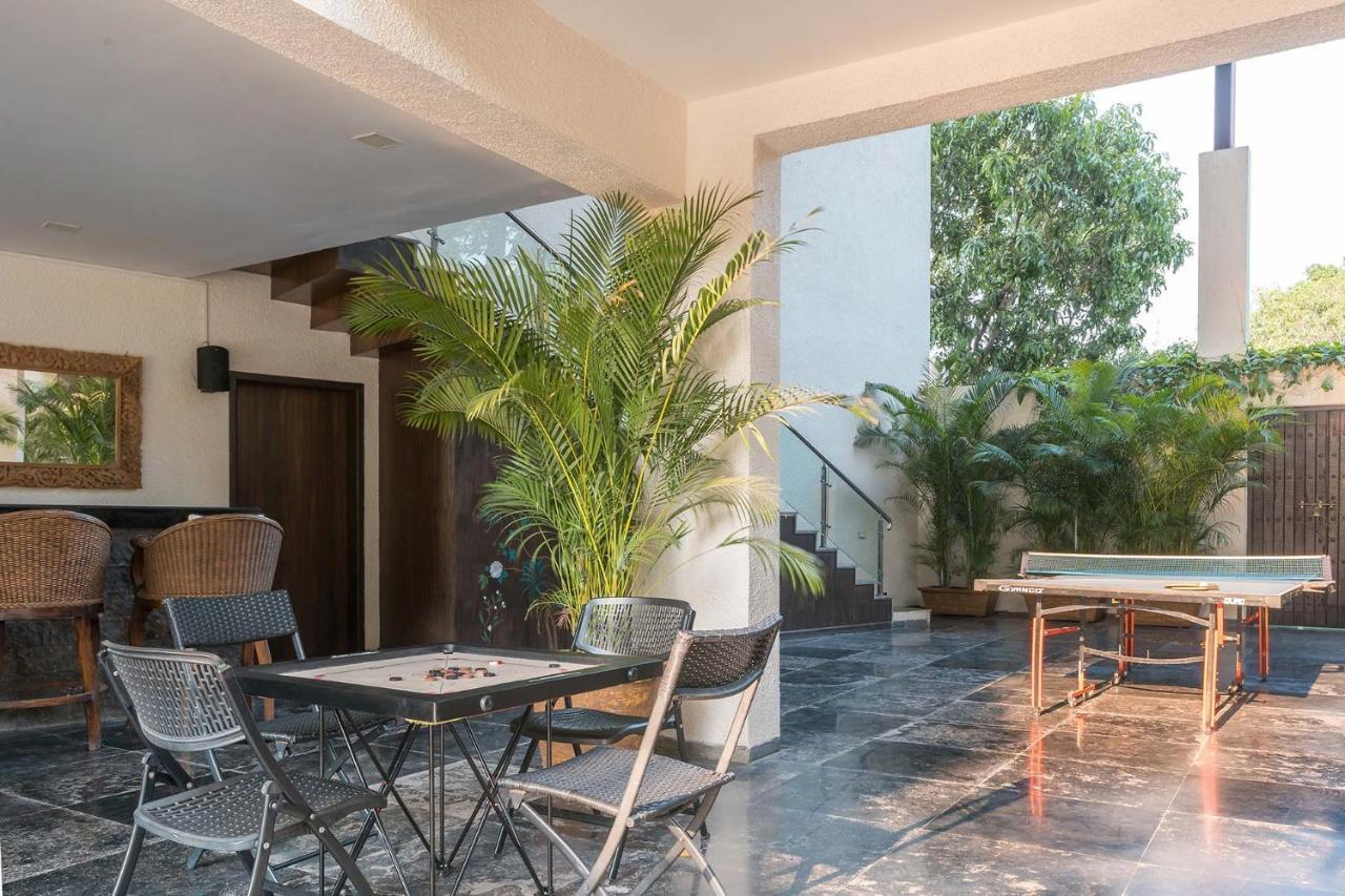 The Leaf By Stayvista - An Enchanting Escape Offering A Pool, Terrace, Lush Lawn, Contemporary Interiors, And Indoor Games Alībāg Exterior photo